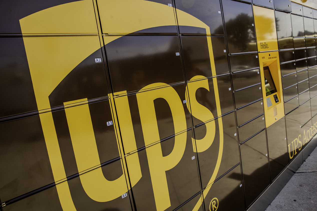mobile0c9a66-assets-img-media-UPS_Access_Pont_Lockers_1_low